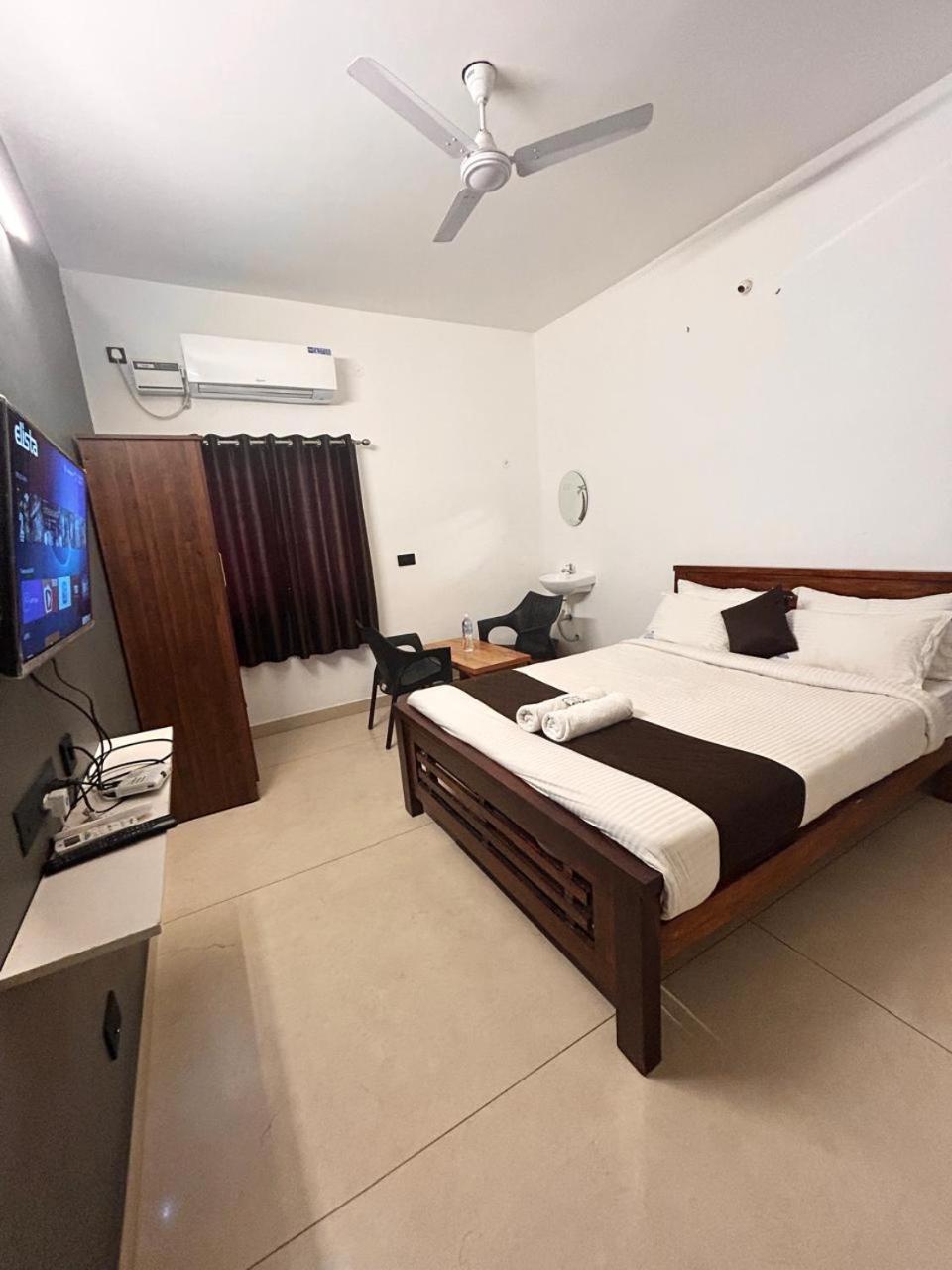 Hotel The Ocean Edge Pondicherry Esterno foto