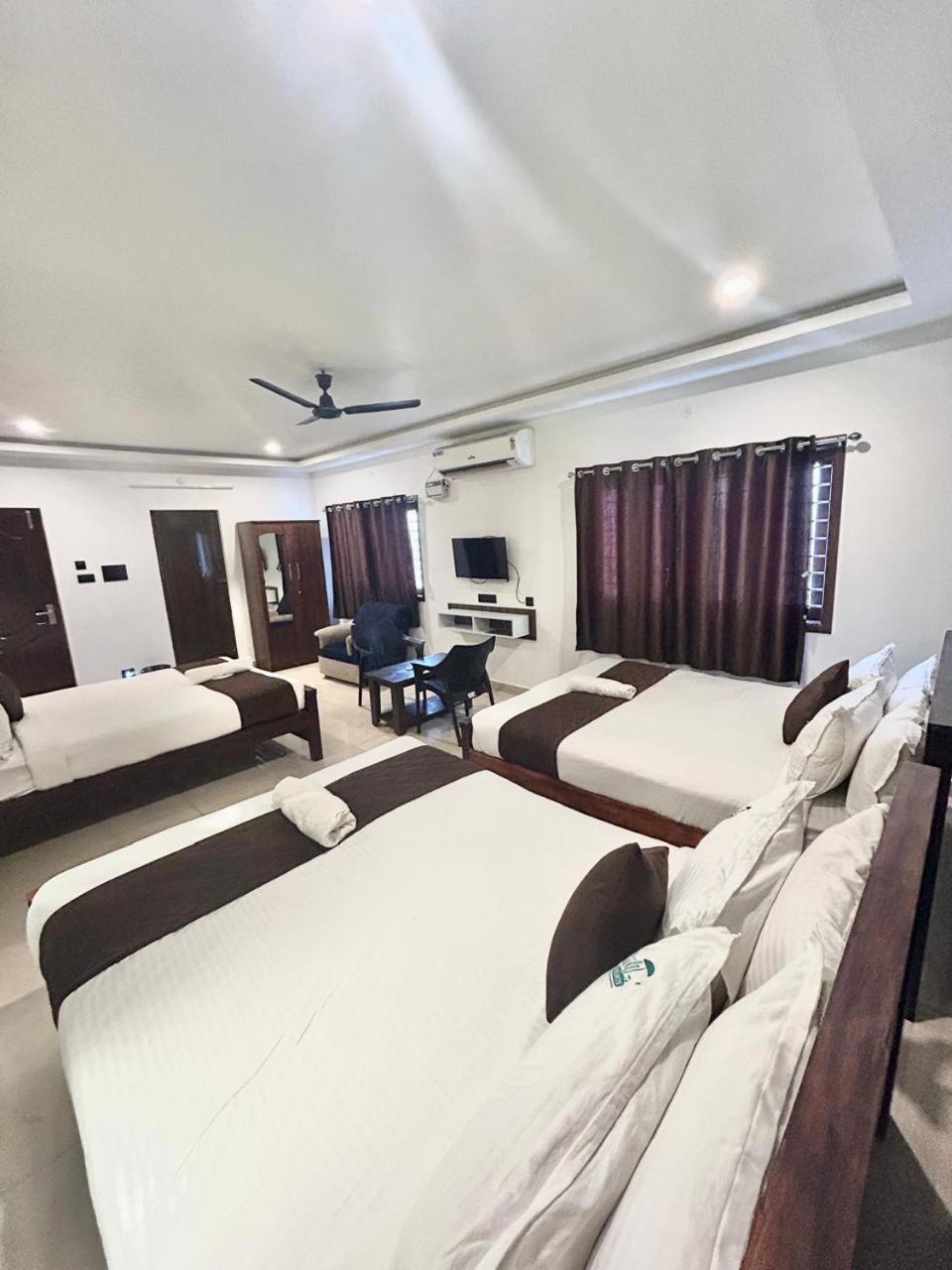 Hotel The Ocean Edge Pondicherry Esterno foto