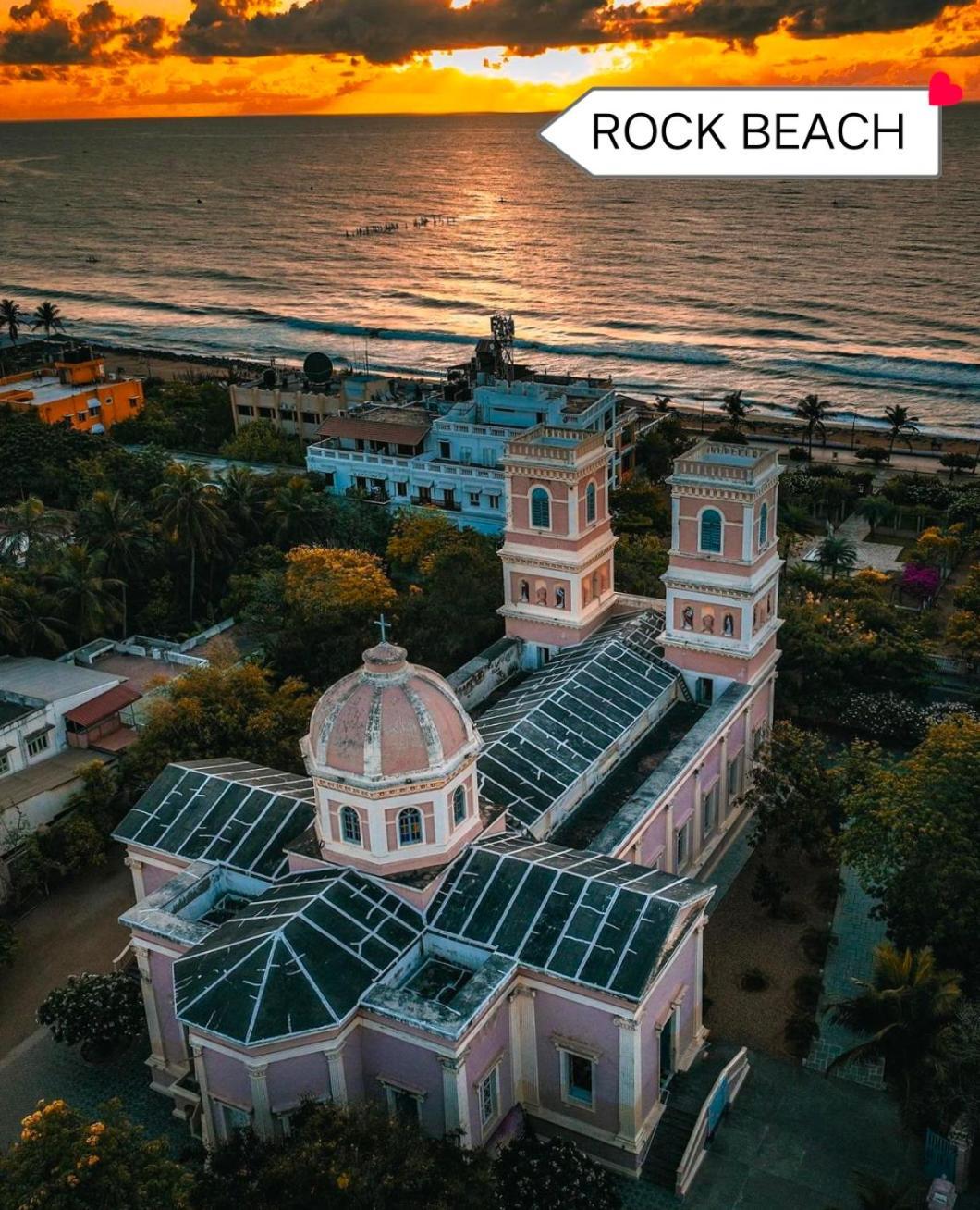 Hotel The Ocean Edge Pondicherry Esterno foto